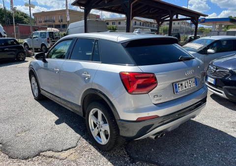 q2 20tdi sport quattro automatica