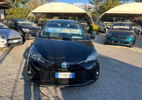 yaris 15 hybrid 5 porte active automatica