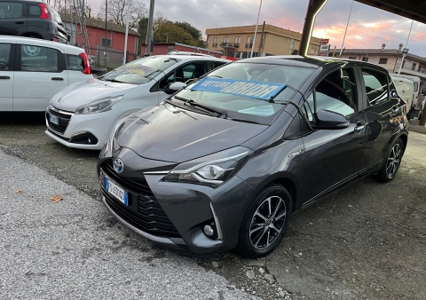 yaris 15ibrida automatica active